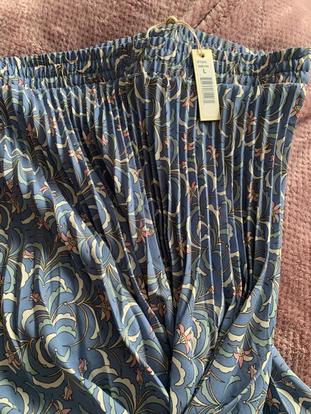 Women skirt - Picture 6 of 6